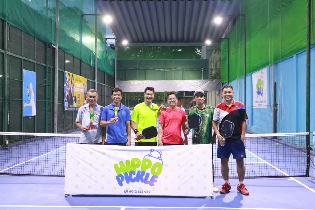 CREW PIKO media 4