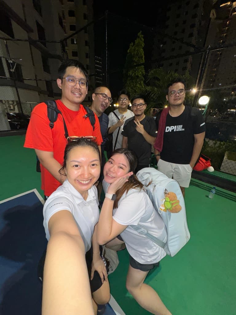 Tennis Haha Hihi media 3