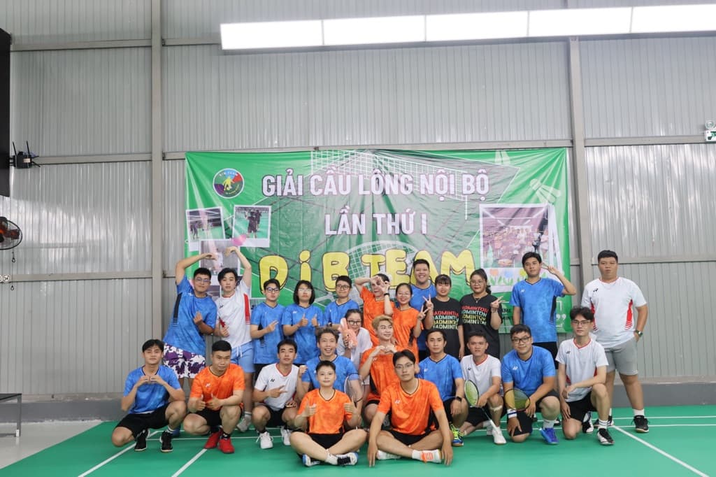 TietNhu Badminton team media 2