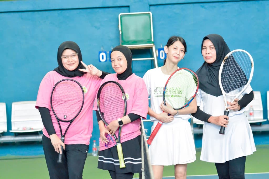 Mama Mama Tennis media 6