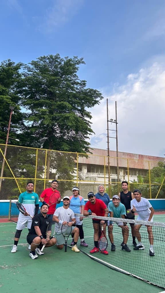 Bapack Bapack Tennis media 5