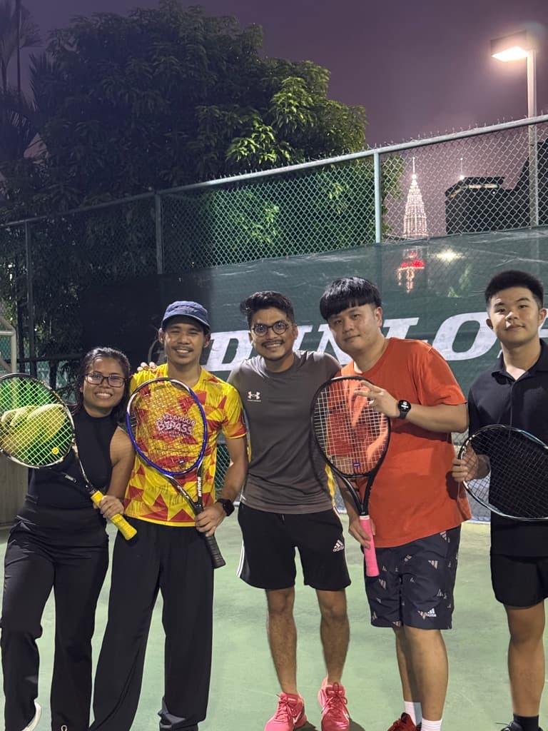 Tennis Menace media 2