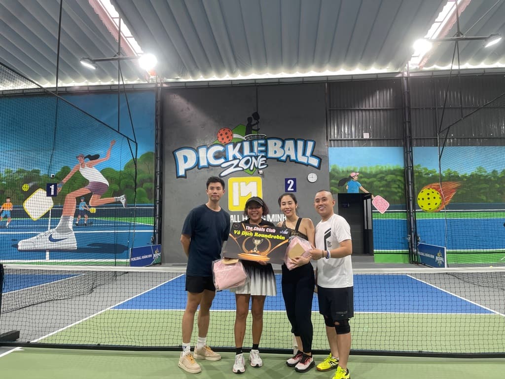 Metropole Pickleball Club - VOLLEY VIBEZ Court Cultures media 4