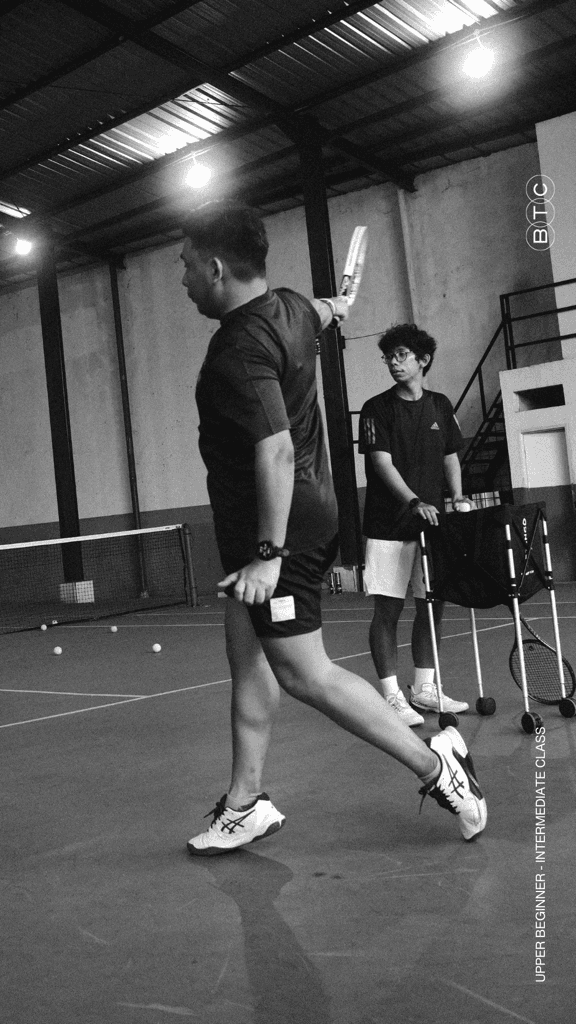 Biru Tennis media 4