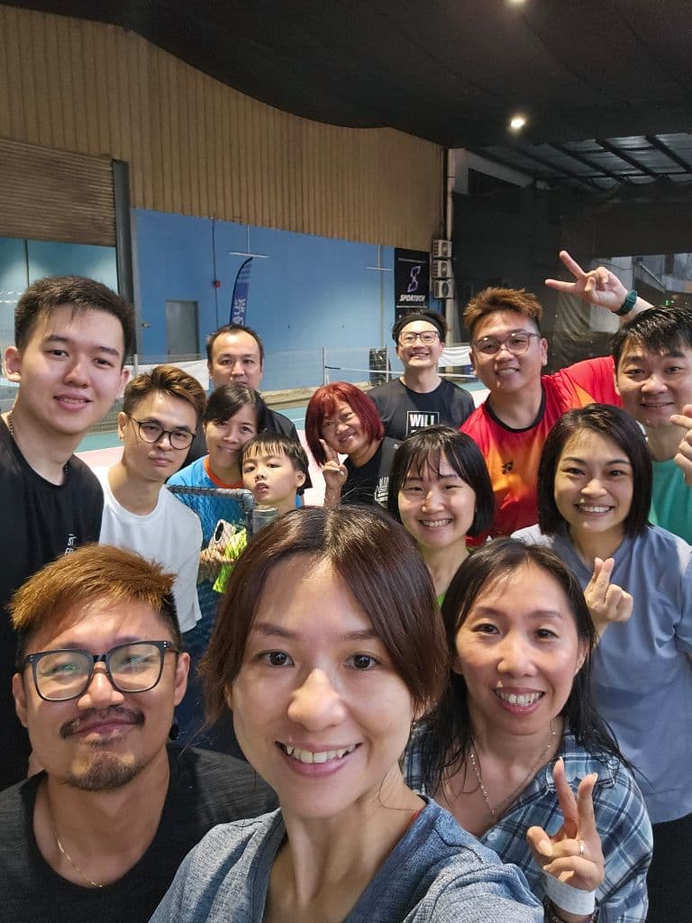 🥒SOEZ🥎social club media 5