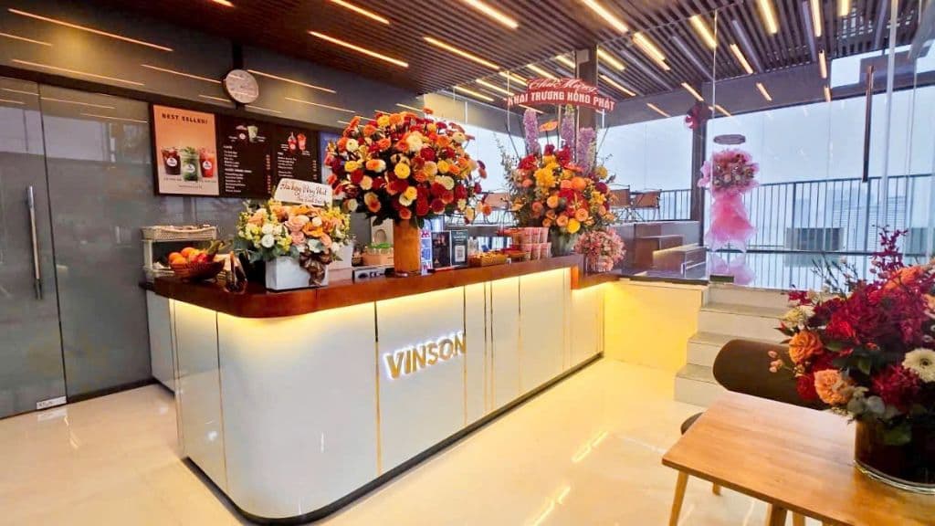 Vinson Sports Club media 6