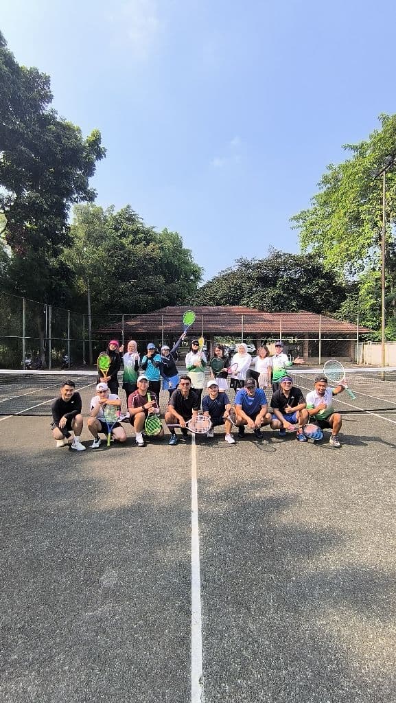 Straight Set Tennis media 1