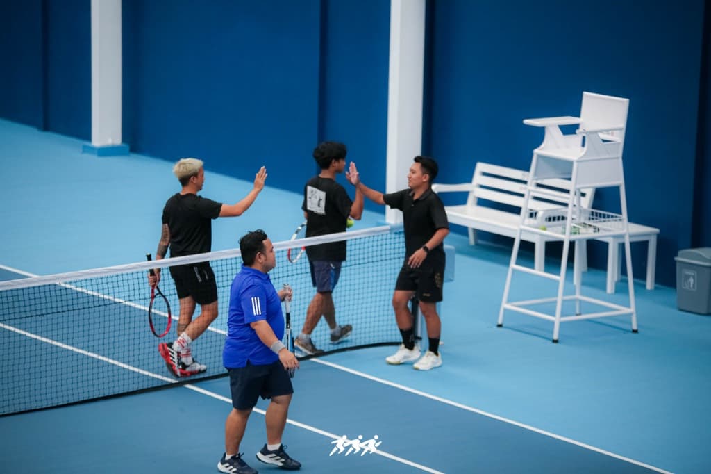 Abuharu Tennis Club media 5