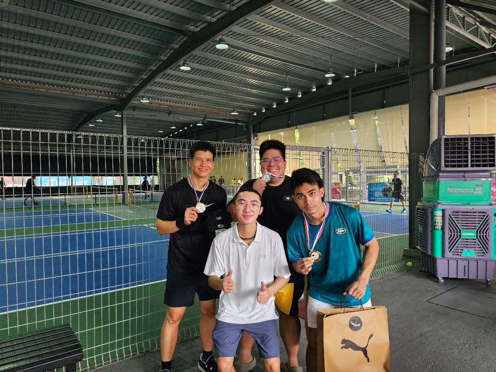 Singles Players Club media 5