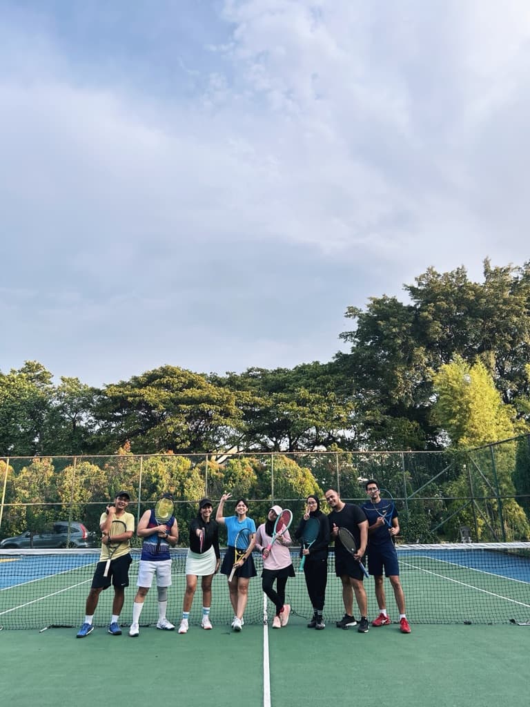 Busy Tennis media 6