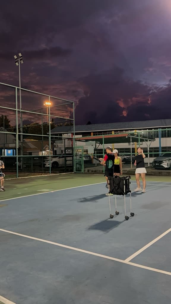 POW TENNIS  media 3