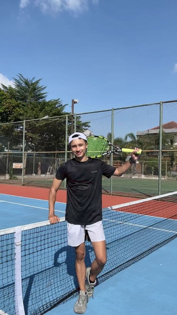 Selamanya Tennis media 6
