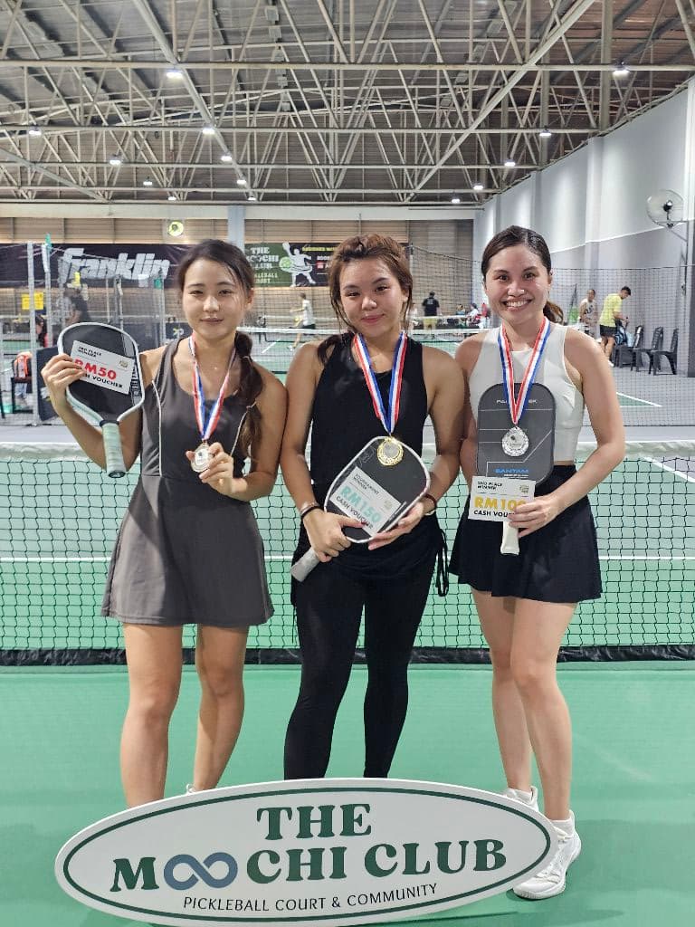 Singles Players Club media 1