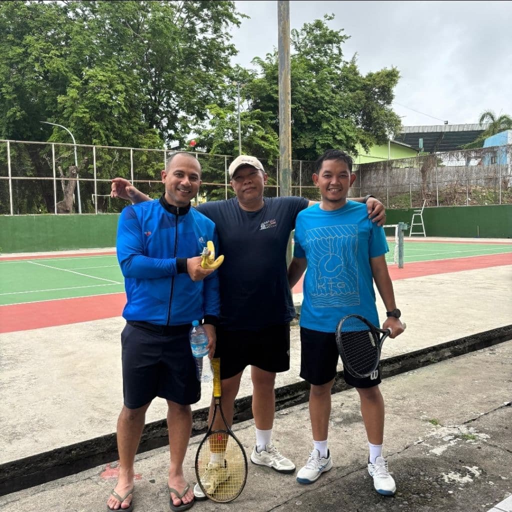CATCH UP TENNIS media 6