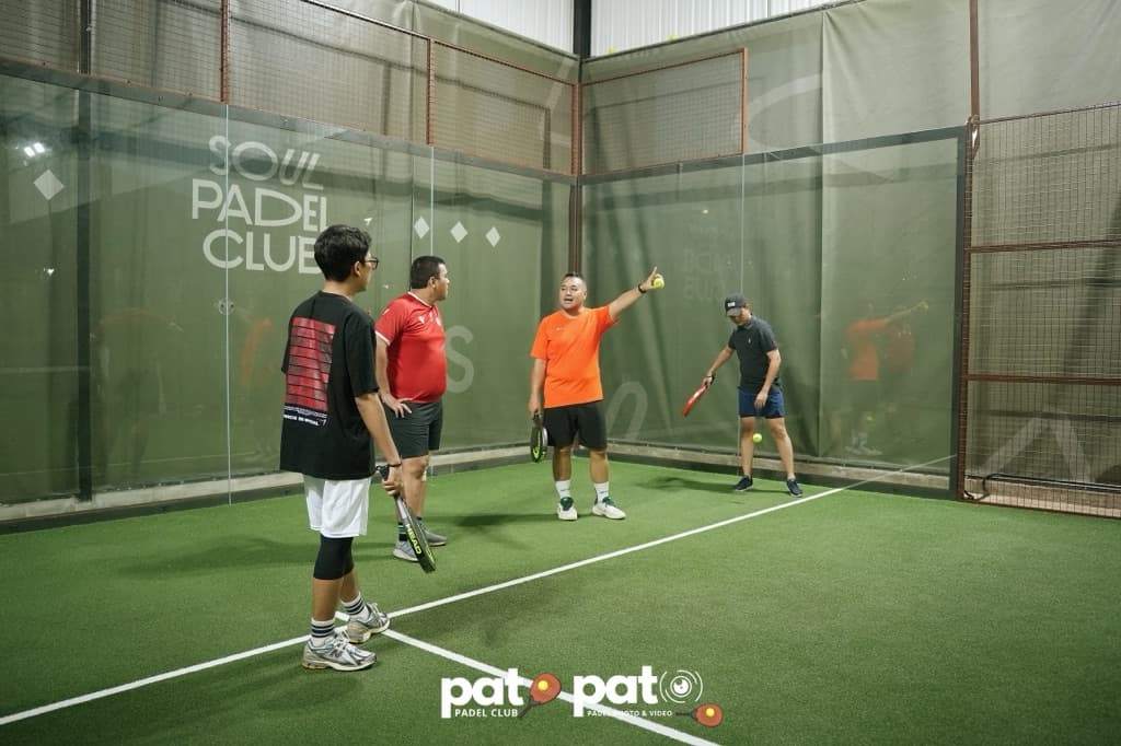 Pato Padel Pickle Tennis Racquet Club media 6
