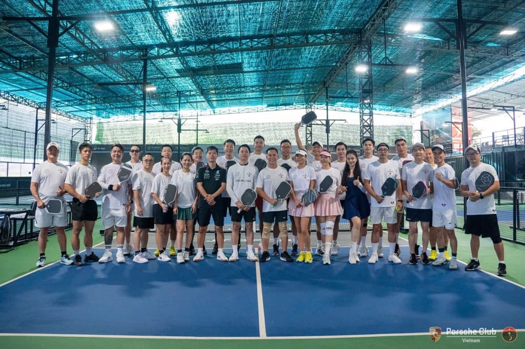 Club robin dupr 3 con cừu  media 1