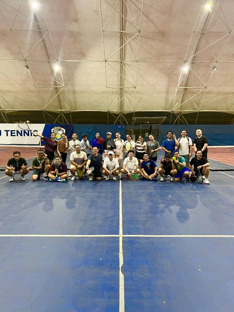 War Tennis media 4