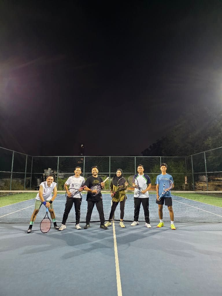 CATCH UP TENNIS media 2