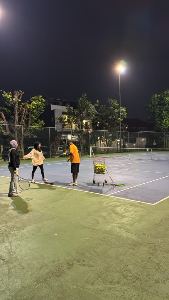 NOISE SERVE TENNIS CLUB media 2