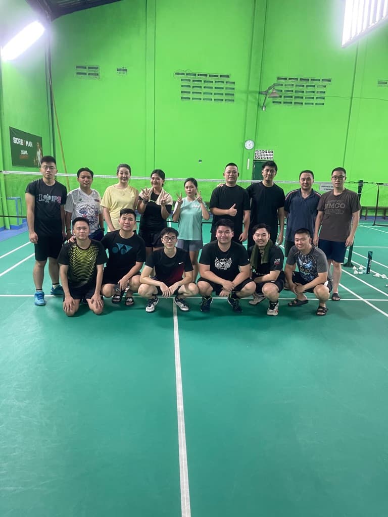 Holy Smash Badminton media 1