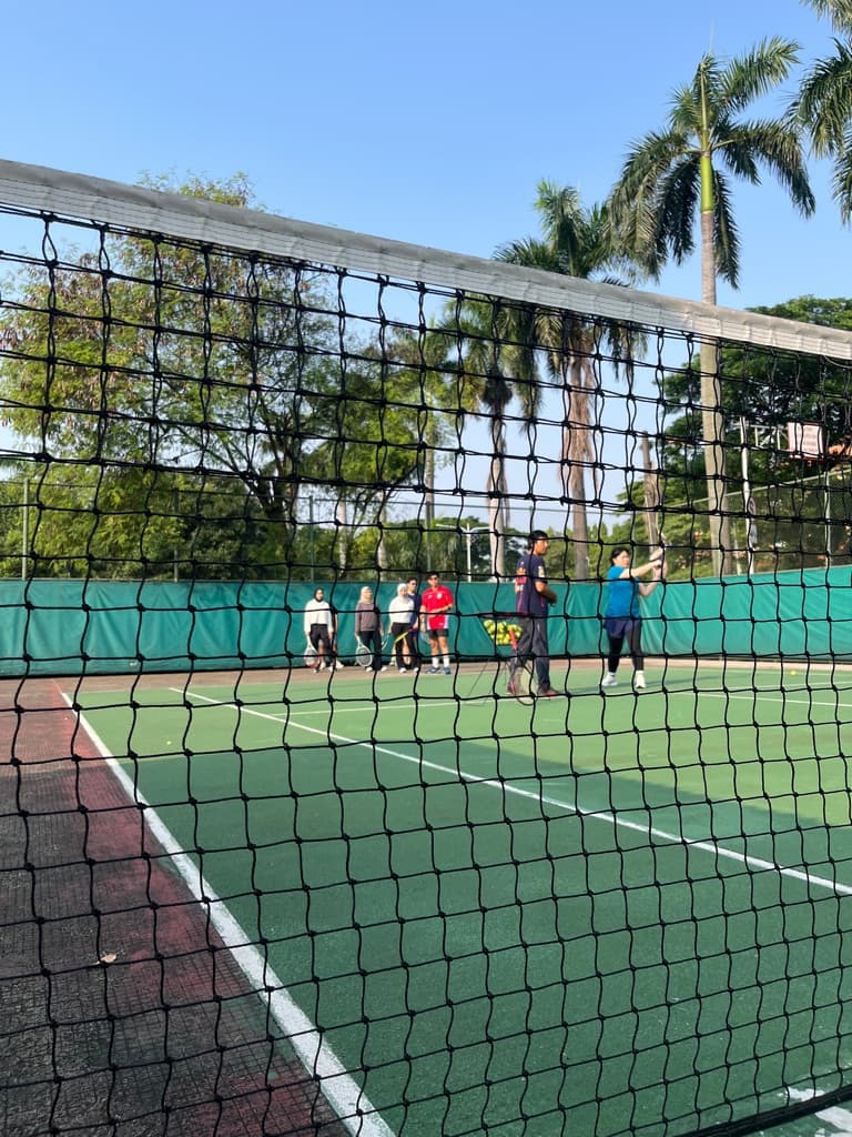 Racquet Tennis Club media 3