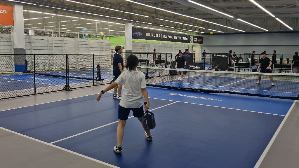PBK Pickle Ball Kaki media 1