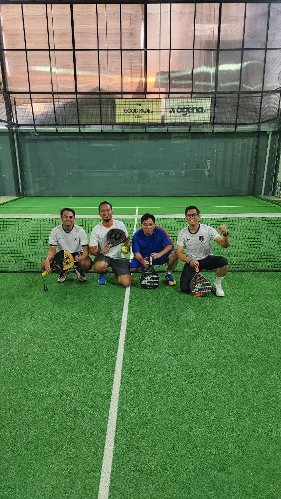 Sweat Seekers media 1
