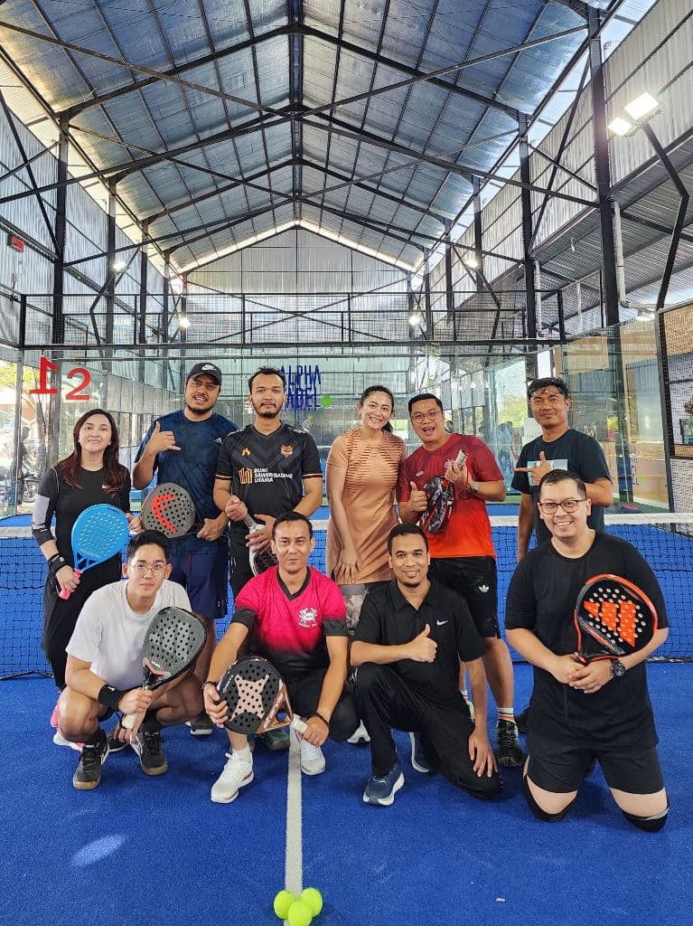 Padel Senang Senang media 6