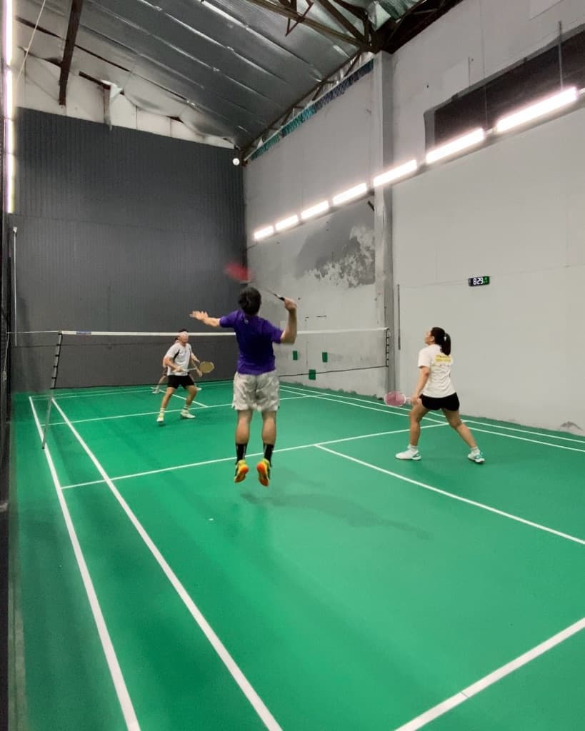 Hừng Đông Badminton media 2