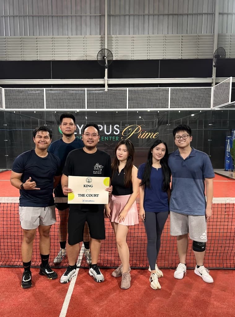 V PADEL CLUB media 3