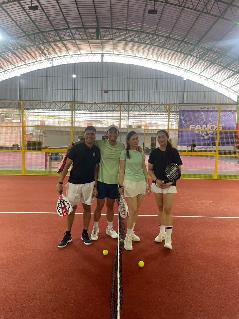 DEUCEGANG Racquet Club media 3