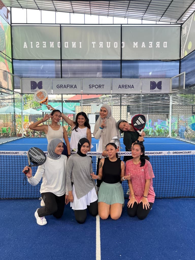 Senora Padel media 5