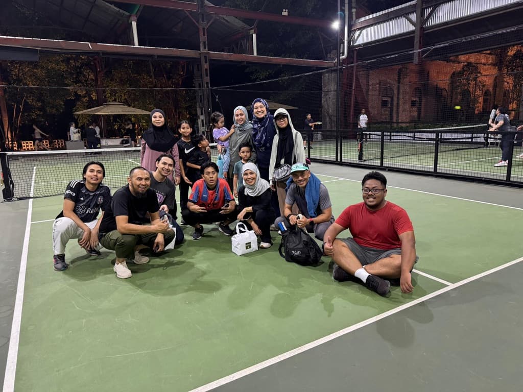 Larkin Picklers media 1