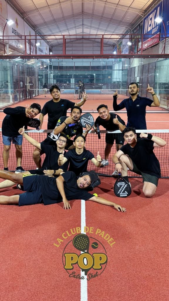 PADEL ESCOBAR media 2