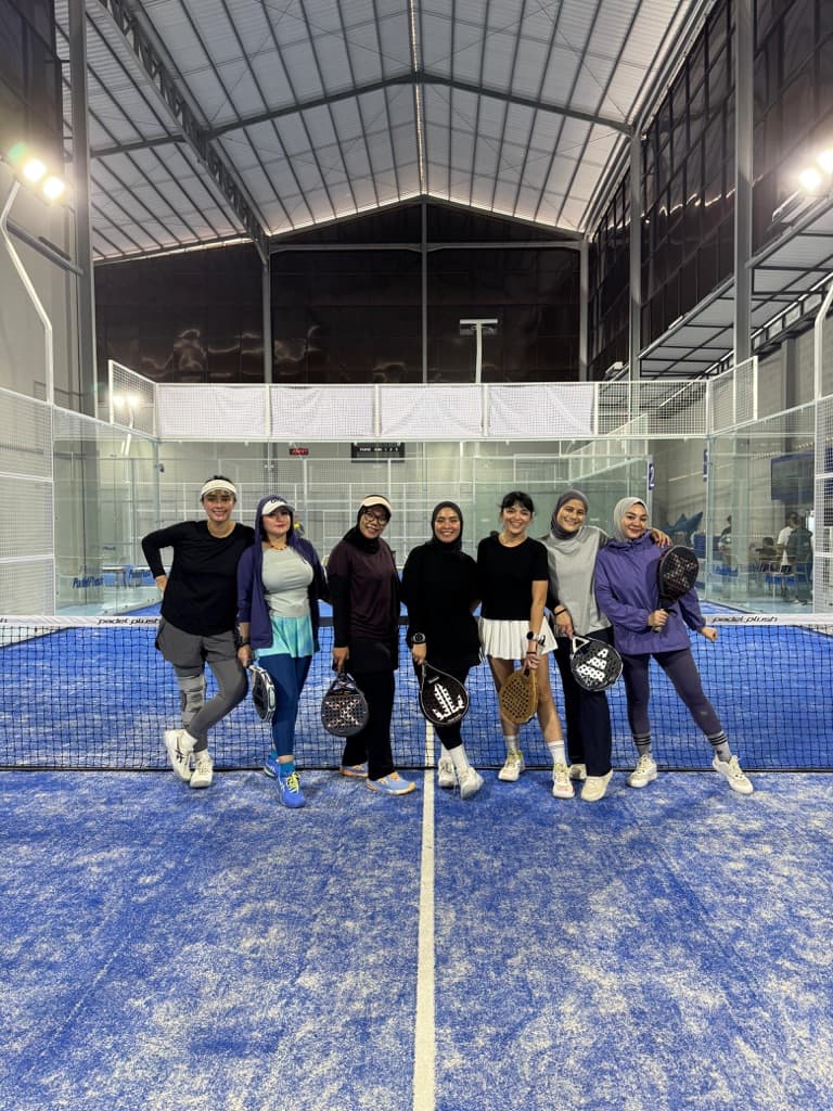 Elite Moms Padel Club  media 2