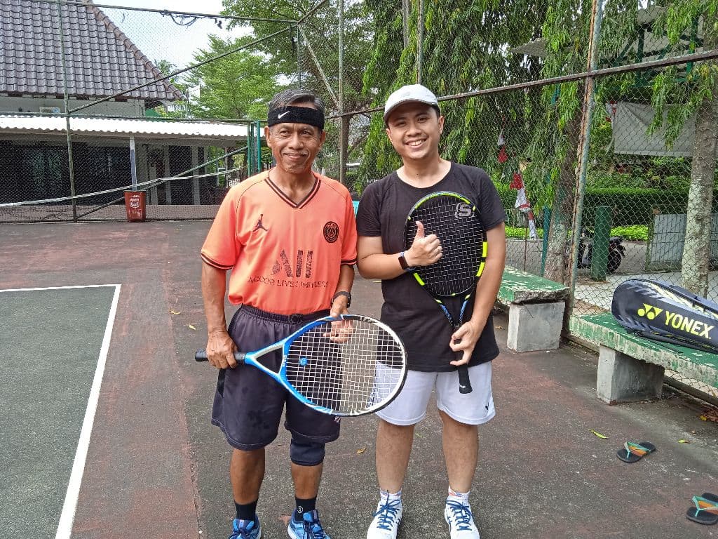 Tenis Depok media 6