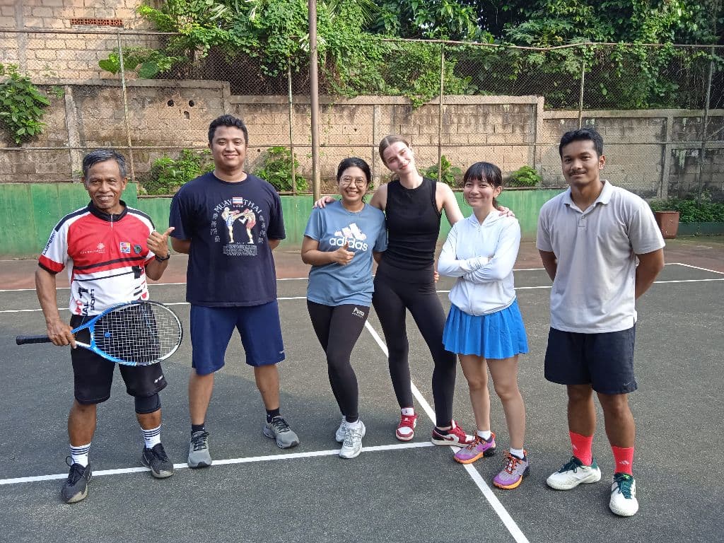 Tenis Depok media 5