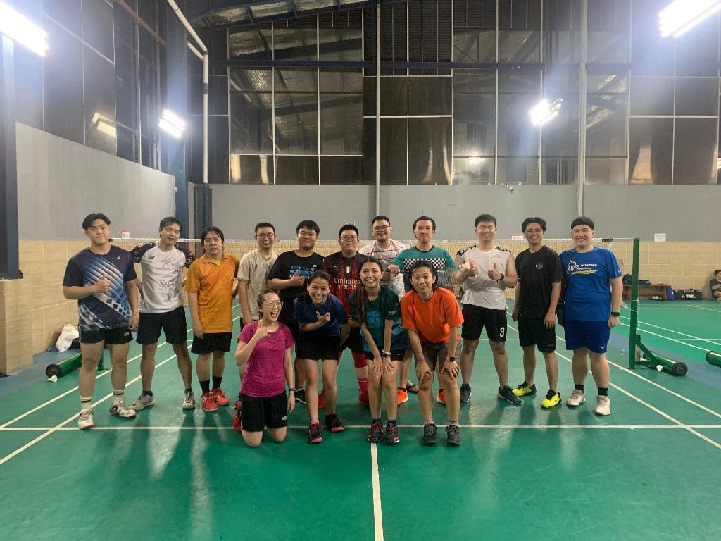 Tuesday Happy badminton at sbm petojo jakarta media 2