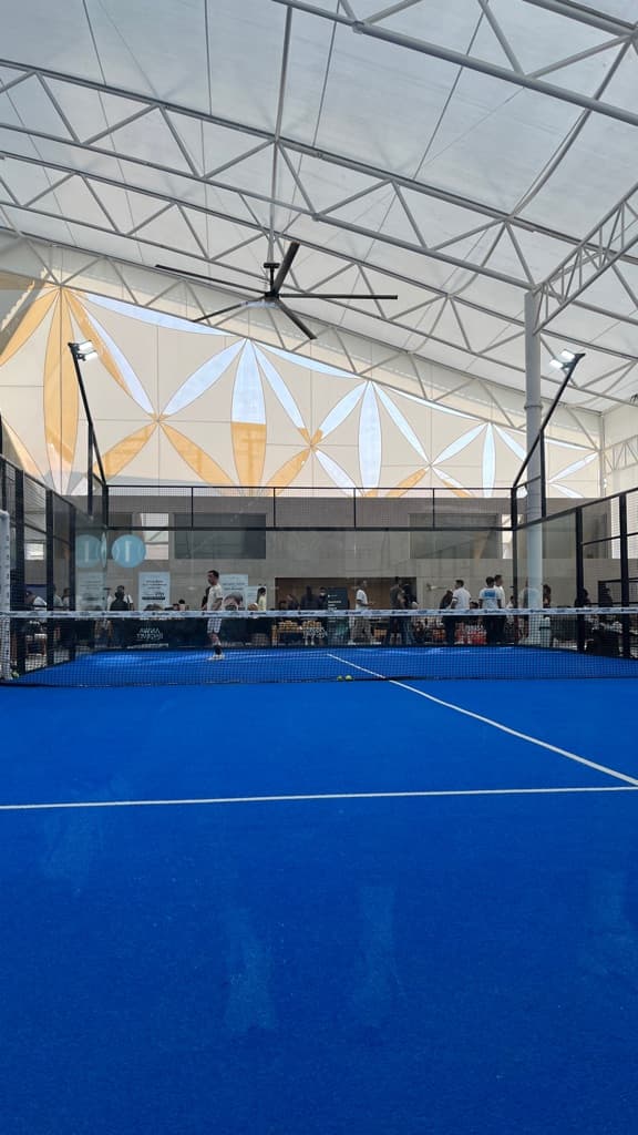 Padel Poop media 6