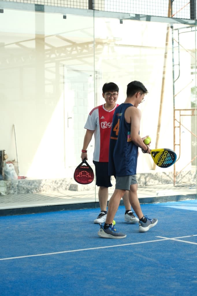 Throttle Padel media 2