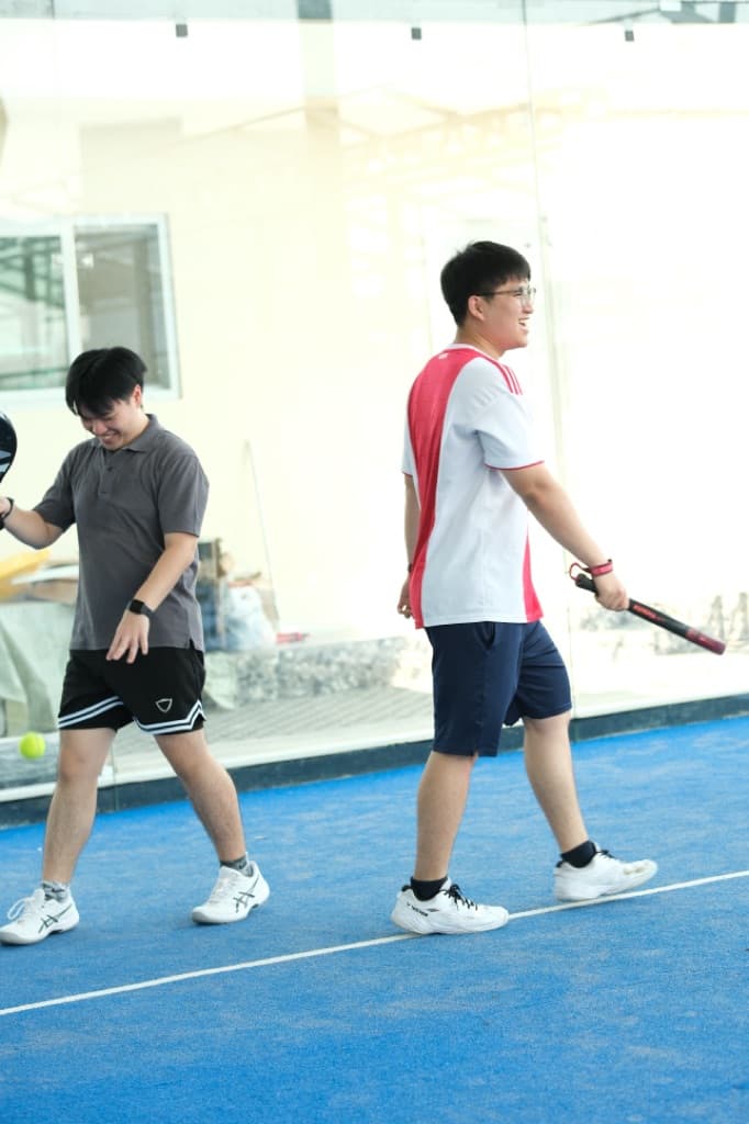 Throttle Padel media 3