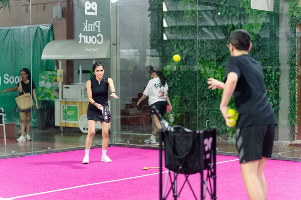 Girls on Padel media 1