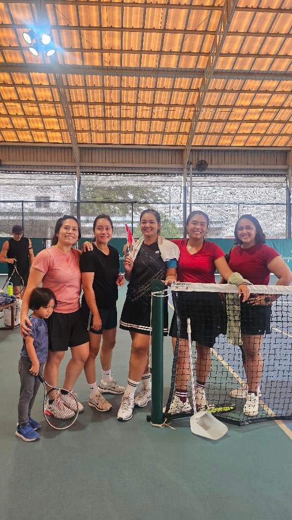 MANiS RACKET CLUB media 4