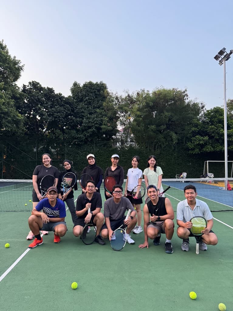 Busy Tennis media 3