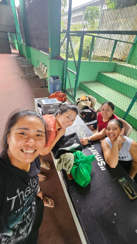 MANiS RACKET CLUB media 2