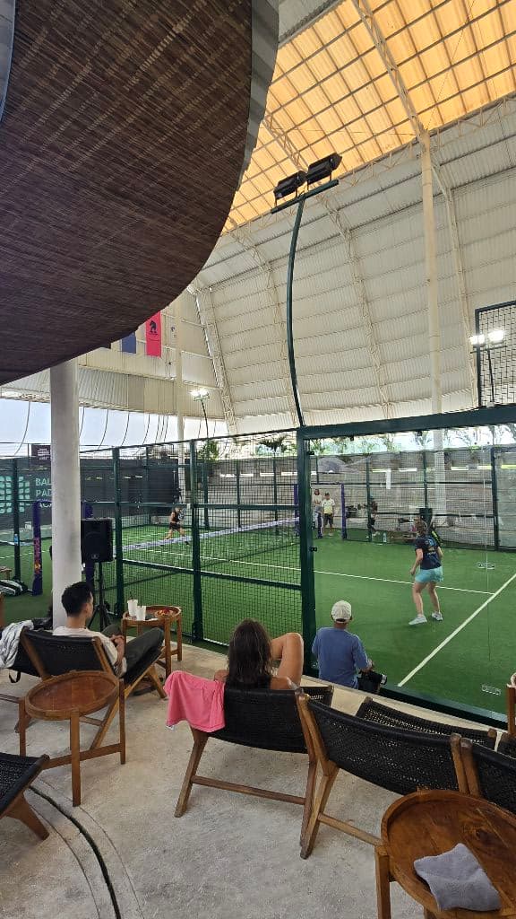 The Town padel media 3