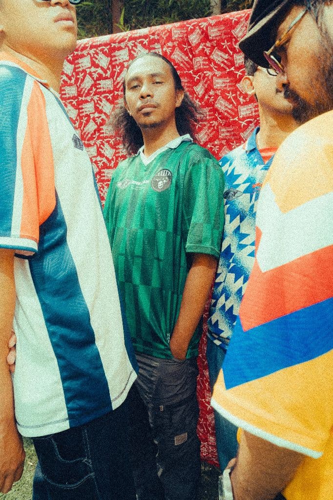 Sepak Boleh media 2