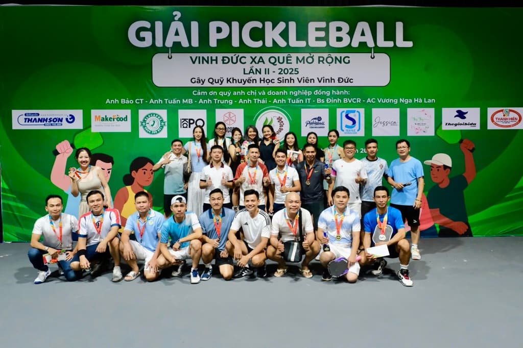 Pickle Ball Cộng hoà Garden media 3