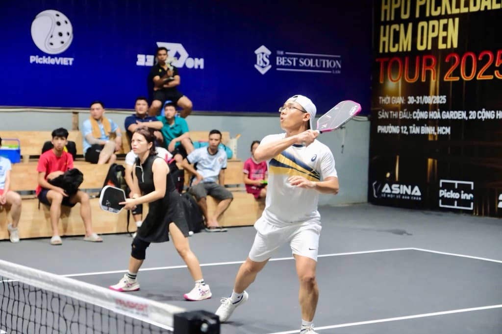 Pickle Ball Cộng hoà Garden media 2