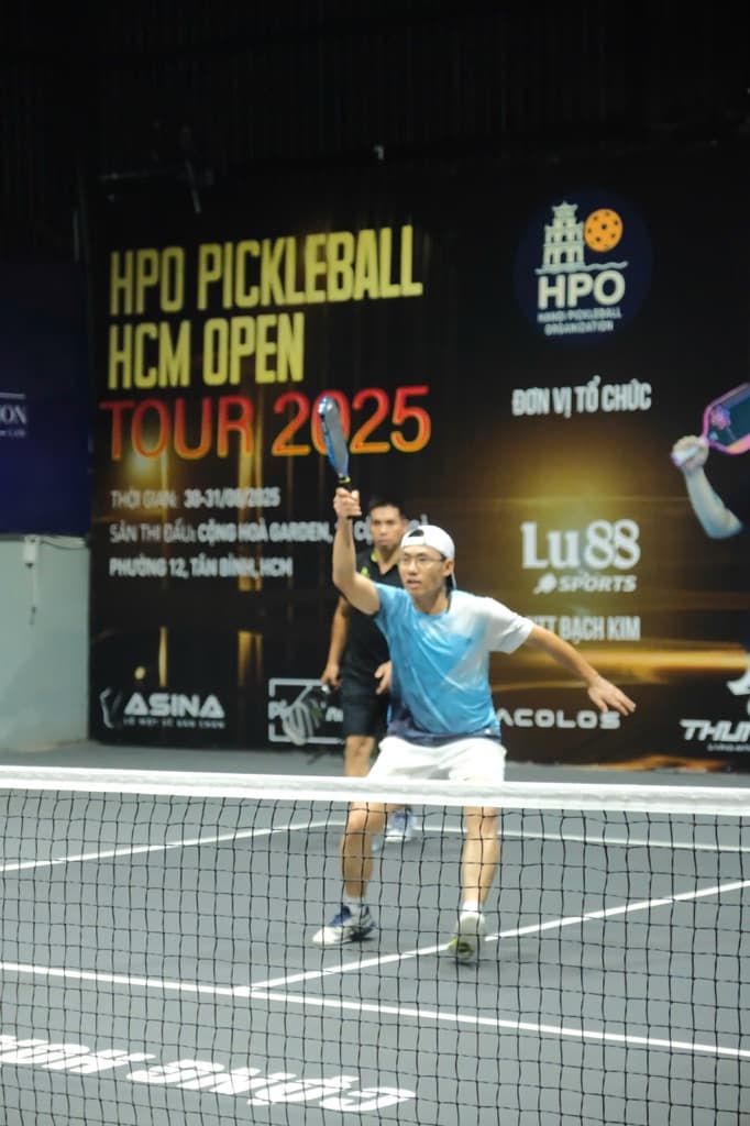 Pickle Ball Cộng hoà Garden media 4